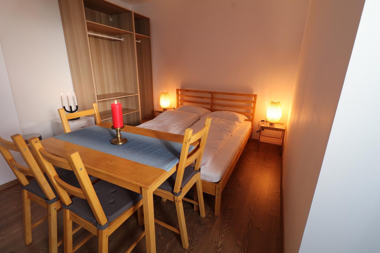 Casa 193 Motorcycle Friends Bed & Breakfast Sibiu Ngoại thất bức ảnh