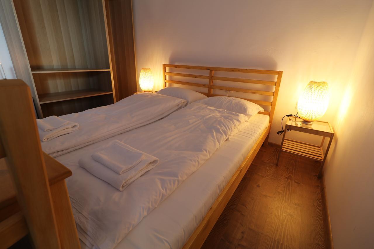 Casa 193 Motorcycle Friends Bed & Breakfast Sibiu Ngoại thất bức ảnh