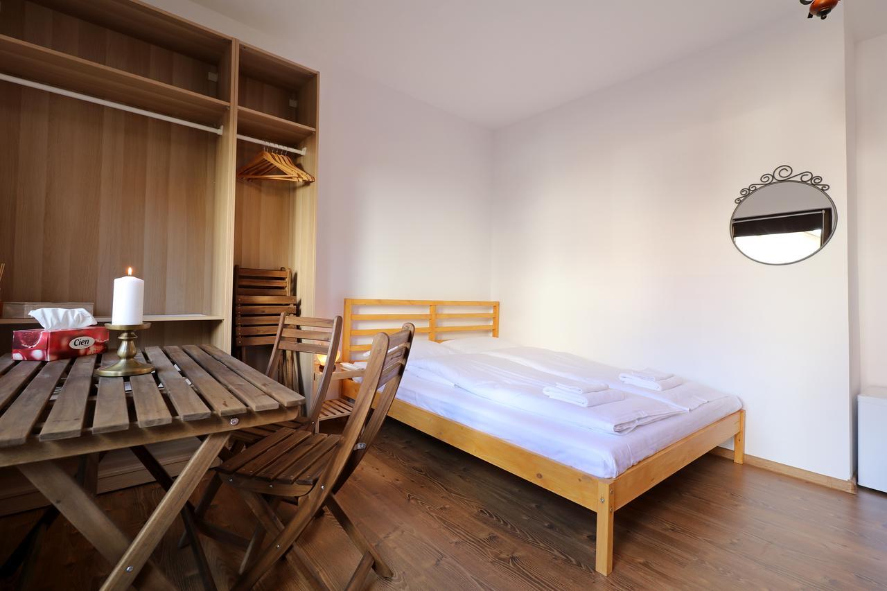 Casa 193 Motorcycle Friends Bed & Breakfast Sibiu Ngoại thất bức ảnh